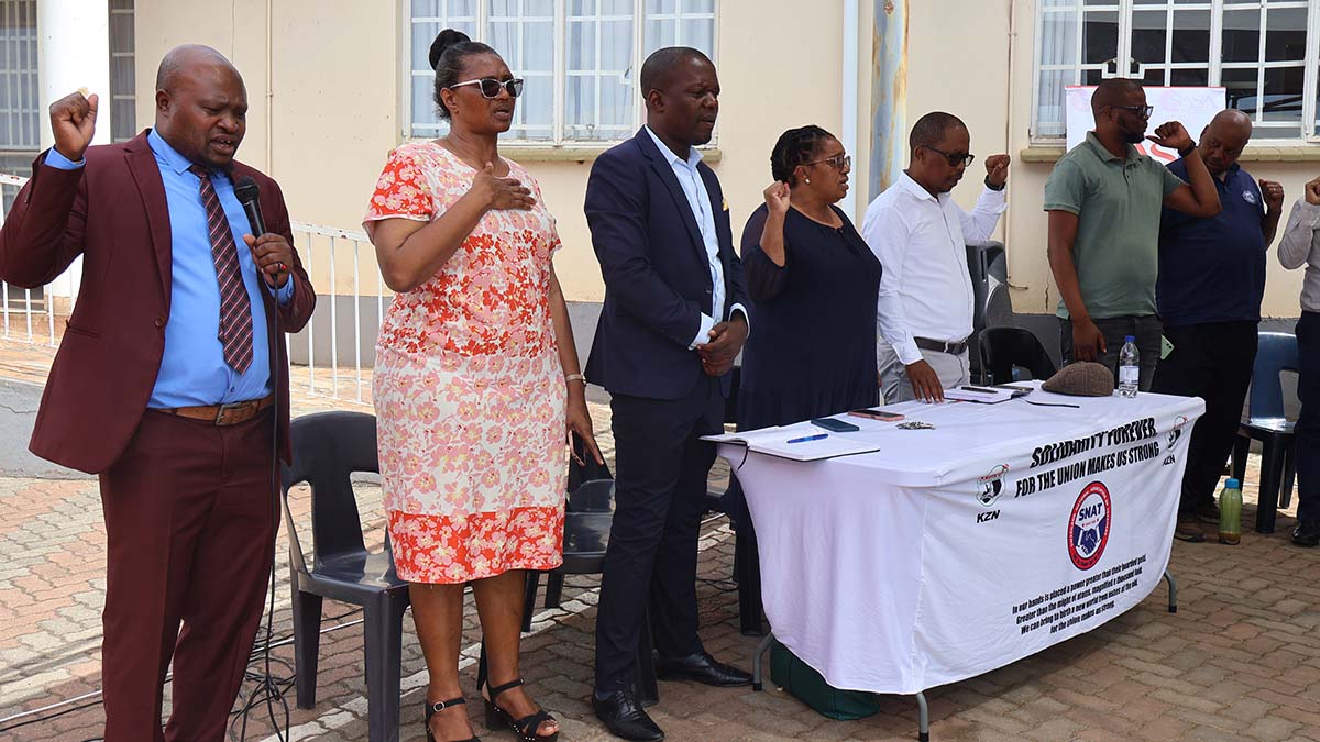 Head teachers resolve to close schools if...